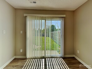 6207 Linda Vista Ln in Charlotte, NC - Building Photo - Building Photo