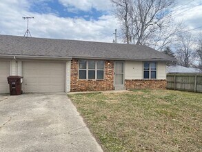 4364 S Glenn Ave in Springfield, MO - Building Photo - Building Photo
