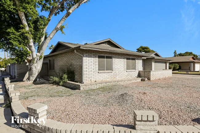 4656 W Townley Ave in Glendale, AZ - Foto de edificio - Building Photo