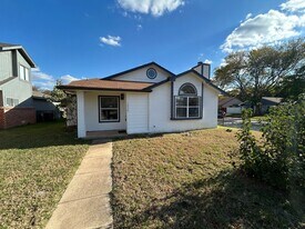 1636 Thomaswood Ln in Dallas, TX - Building Photo