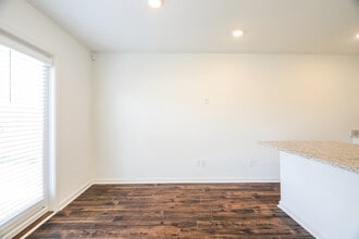 5669 Timber Leaf Lp in Bessemer, AL - Building Photo - Building Photo