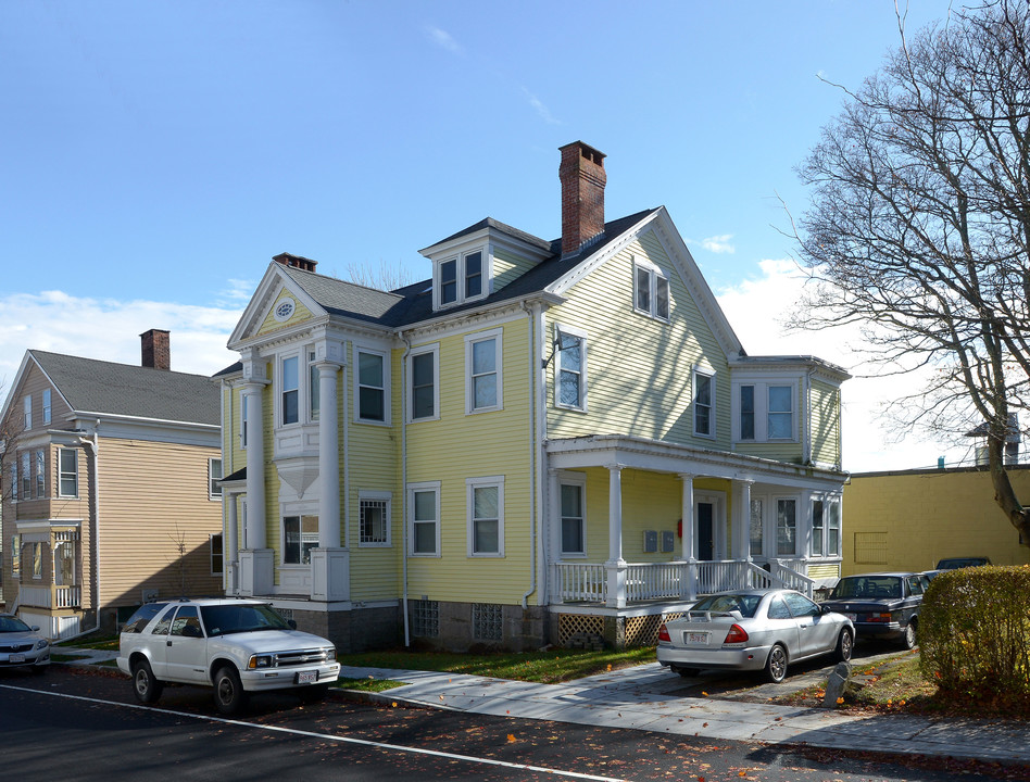 88 Mill St in New Bedford, MA - Building Photo