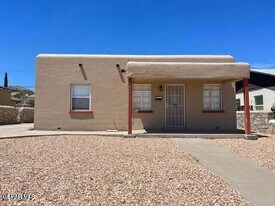 2521 McKinley Ave in El Paso, TX - Building Photo