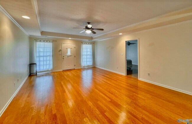 1024 Clint Dr SE in Hartselle, AL - Building Photo - Building Photo