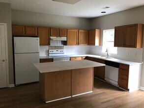5170 Hickory Hollow Pkwy in Nashville, TN - Building Photo - Building Photo