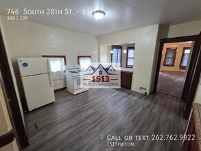 746 S 28th St in Milwaukee, WI - Building Photo - Building Photo