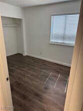 2377 Exeter Dr in Las Vegas, NV - Building Photo - Building Photo