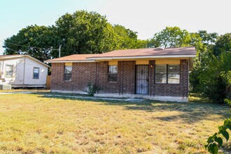 2606 Irwin Dr in San Antonio, TX - Building Photo - Building Photo