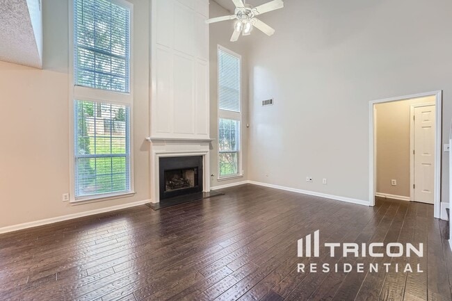 570 Lullingstone Dr SE in Marietta, GA - Building Photo - Building Photo