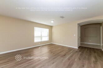15408 Peach Stone Pl in Ruskin, FL - Building Photo - Building Photo