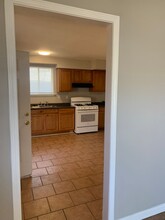8710 Dinkins St in New Orleans, LA - Foto de edificio - Building Photo