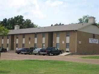 Country Park Village Apartments in Winnsboro, TX - Building Photo