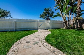 1087 Connecticut St in Imperial Beach, CA - Building Photo - Building Photo