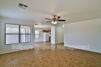 1069 E Lowell Ave in Gilbert, AZ - Building Photo - Building Photo