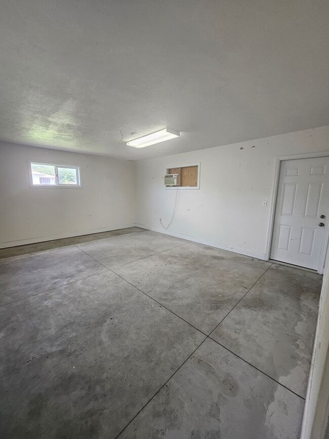 822 Komomala Dr in Hilo, HI - Building Photo - Building Photo