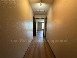 813 N Eagle Ln in Oklahoma City, OK - Building Photo - Building Photo