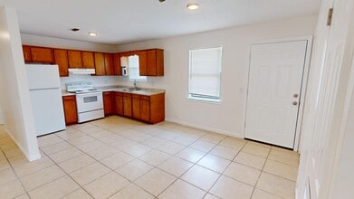 204 Lowery St in Enterprise, AL - Building Photo - Building Photo