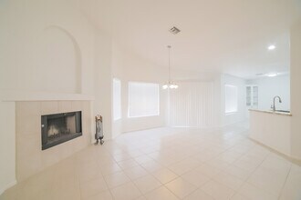 17404 E Oro Grande Dr in Fountain Hills, AZ - Building Photo - Building Photo