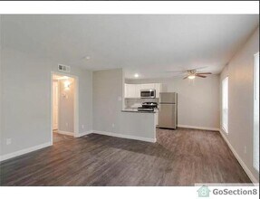 100 S Bowser Rd in Richardson, TX - Building Photo - Building Photo