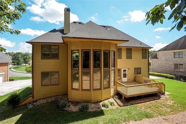 1315 Cresthaven Ln NW in Lawrenceville, GA - Building Photo - Building Photo