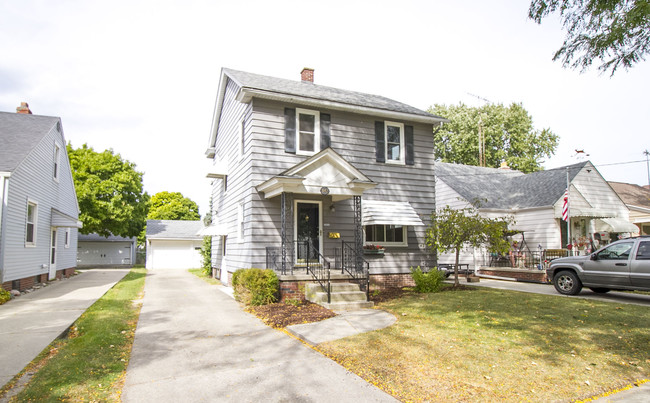 property at 942 Brinton Dr