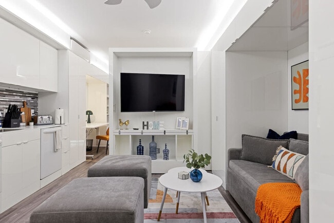 property at 12607 Larchmere Blvd