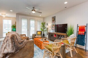 505 Wedgewood Ave in Nashville, TN - Building Photo