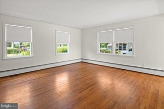 5 Rivera Ave in Titusville, NJ - Building Photo - Building Photo