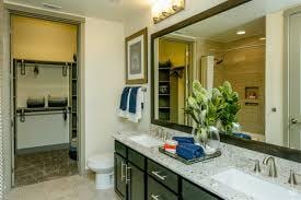 909 Town and Country Blvd in Houston, TX - Building Photo - Building Photo