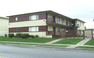 10226 Woodworth Ave Apartments