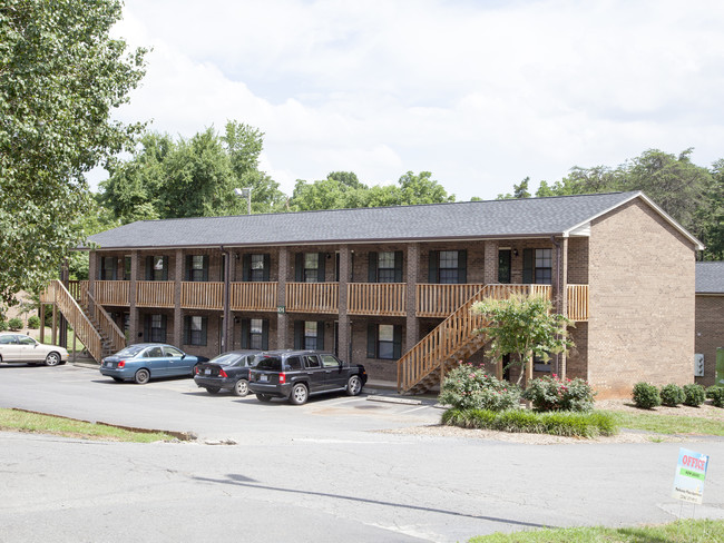 102 Penner St in Winston-Salem, NC - Building Photo - Building Photo