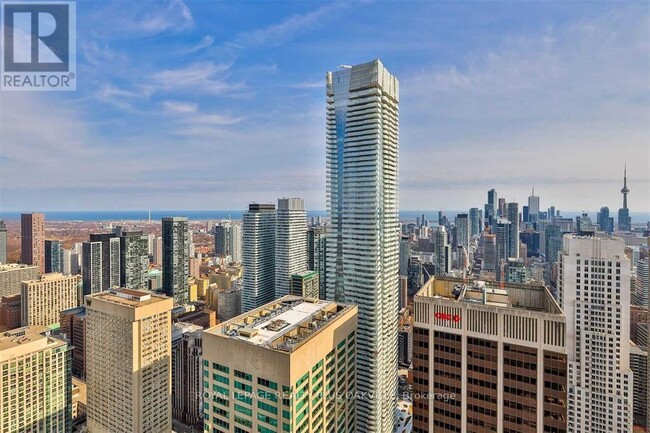 3406-3401 YORKVILLE Ave in Toronto, ON - Building Photo - Building Photo