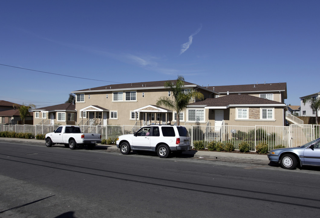 6704-6714 Tait St in San Diego, CA - Building Photo