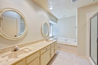 13034 Alston Rd in Sugar Land, TX - Building Photo - Building Photo