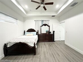 933 Oxford Ave S in Lehigh Acres, FL - Building Photo - Building Photo