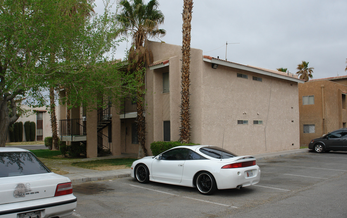 4663 Elk Springs Ave in Las Vegas, NV - Building Photo