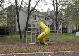 Heather Ridge in Indianapolis, IN - Building Photo - Building Photo