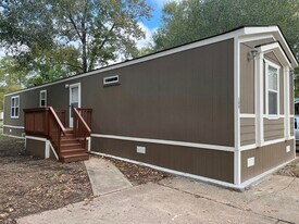 109 Janice St in Conroe, TX - Building Photo