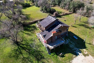 6250 N Mallard Dr in Fulshear, TX - Building Photo - Building Photo