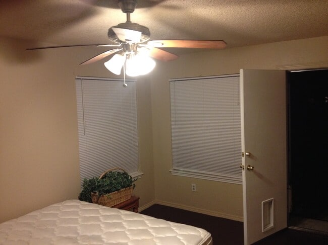1321 Garden Path Dr, Unit 1