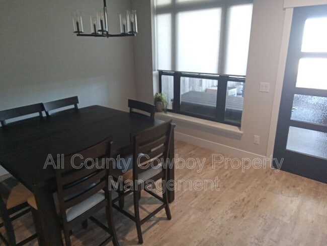 2325 Grand Ave in Laramie, WY - Building Photo - Building Photo