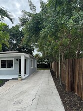 1550 NE 151st Terrace in North Miami Beach, FL - Building Photo - Building Photo