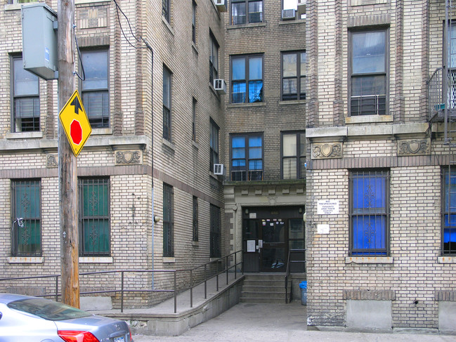 1060 Sheridan Ave in Bronx, NY - Building Photo - Building Photo