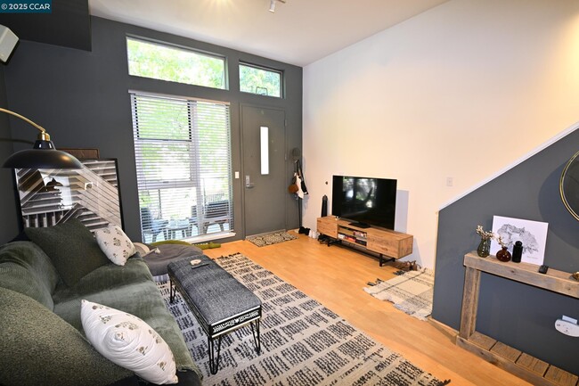 45 Iron Horse Ln in Walnut Creek, CA - Building Photo - Building Photo