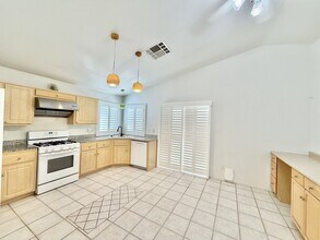 8319 Haven Cove Ave in Las Vegas, NV - Building Photo - Building Photo