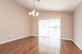 11341 Lake Cypress Loop in Ft. Myers, FL - Building Photo - Building Photo
