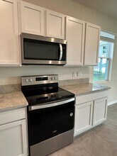 299 Mangrove Shade Cir in Apollo Beach, FL - Building Photo - Building Photo