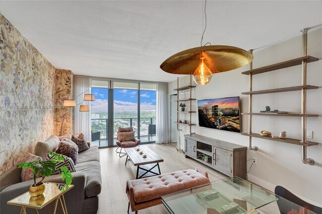 property at 121 NE 34th St