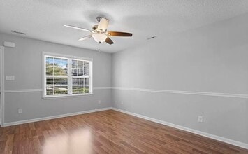 4011 Grandeur Ave in Jacksonville, NC - Building Photo - Building Photo