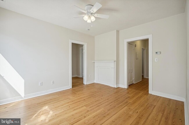 7405 Columbia Ave, Unit 7 in College Park, MD - Building Photo - Building Photo